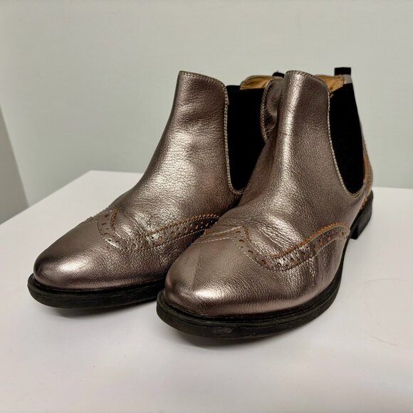 Hush Puppies metallic wingtip style booties women's size 8 - Picture 1 of 7